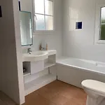 Maison Avec Piscine Du Golf De 펜션 구장메스트라