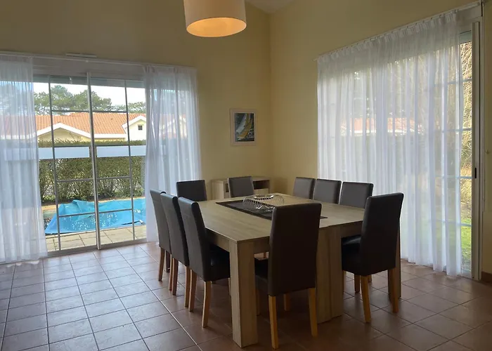 Ferienhaus Maison Avec Piscine Du Golf De